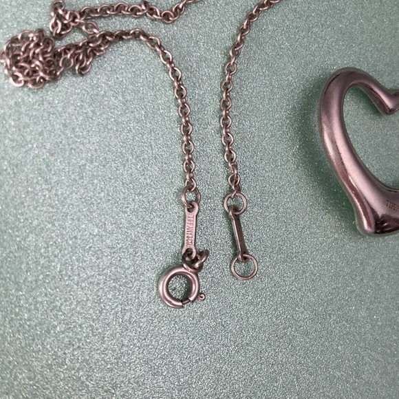 🤍🤍🤍Tiffany & Co. open heart pendant🤍🤍🤍 - Picture 3 of 4